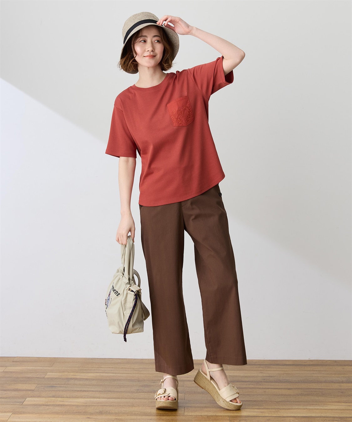 Petit Honfleur 刺しゅうポケットTシャツ【接触冷感・UVカット・オーガニックコットンブレンド】_sub_5