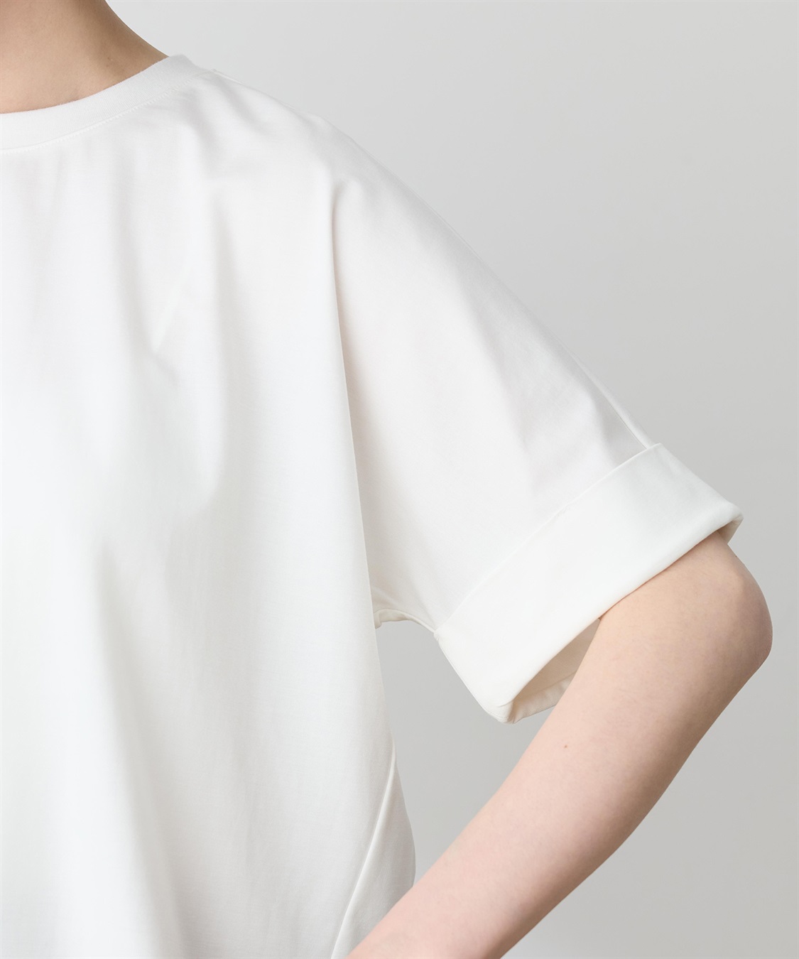 Petit Honfleur バックタックワイドTシャツ【接触冷感・UVカット・透けにくい】_sub_6
