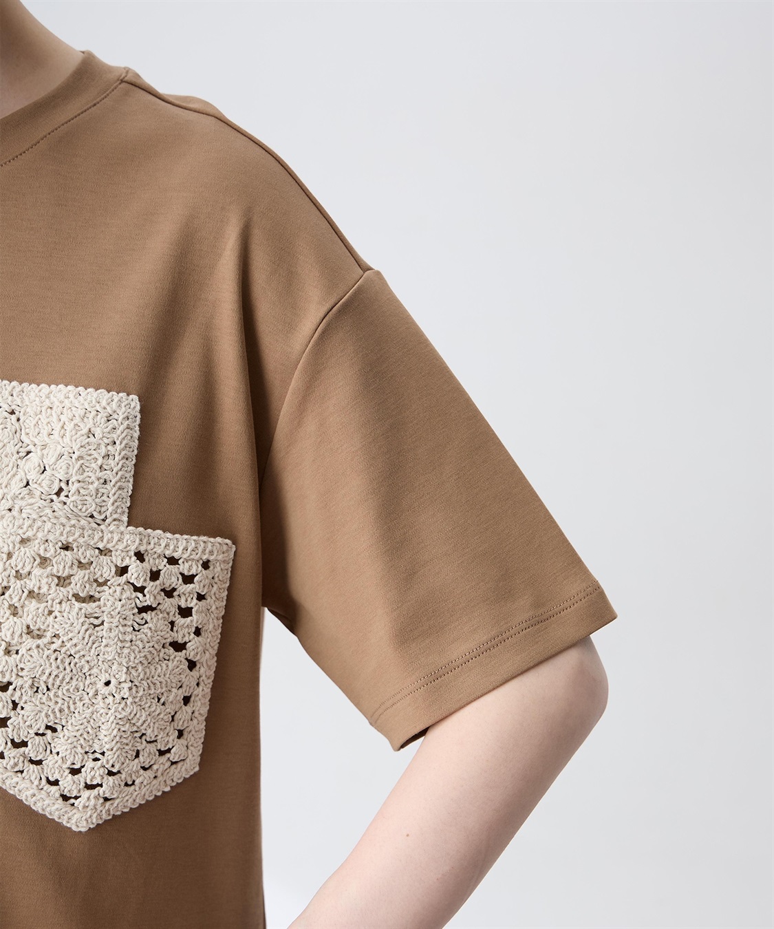 Petit Honfleur レースモチーフTシャツ【接触冷感・UVカット・オーガニックコットンブレンド】_sub_9