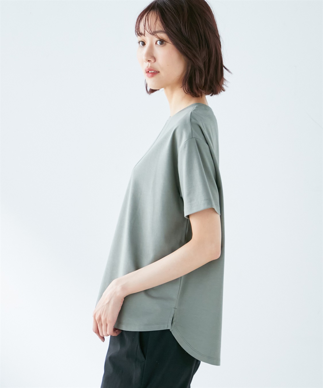 Petit Honfleur 【接触冷感・汗染み防止】ラウンドヘムTシャツ_sub_1