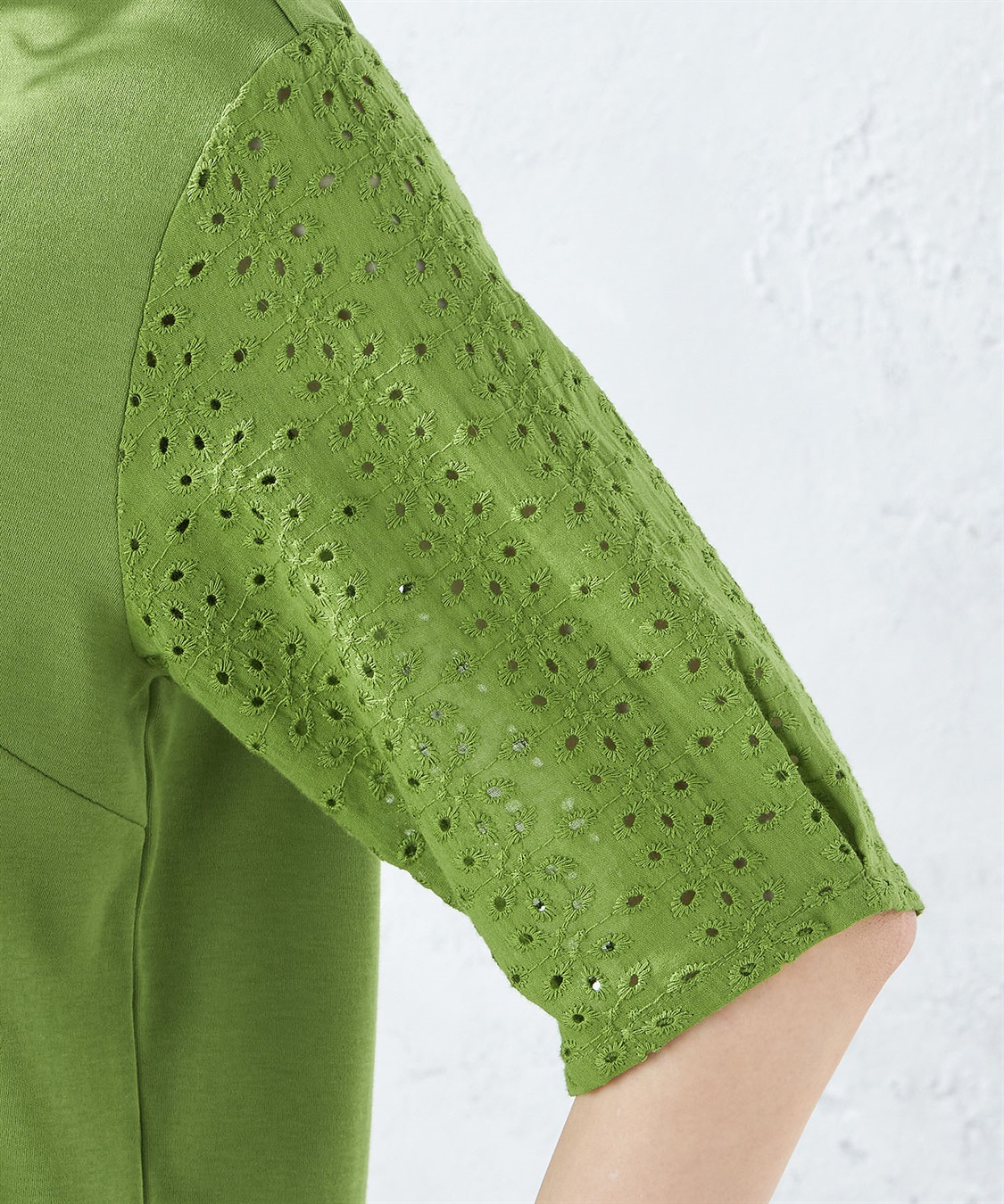 Petit Honfleur 刺しゅうスリーブプルオーバー_sub_5