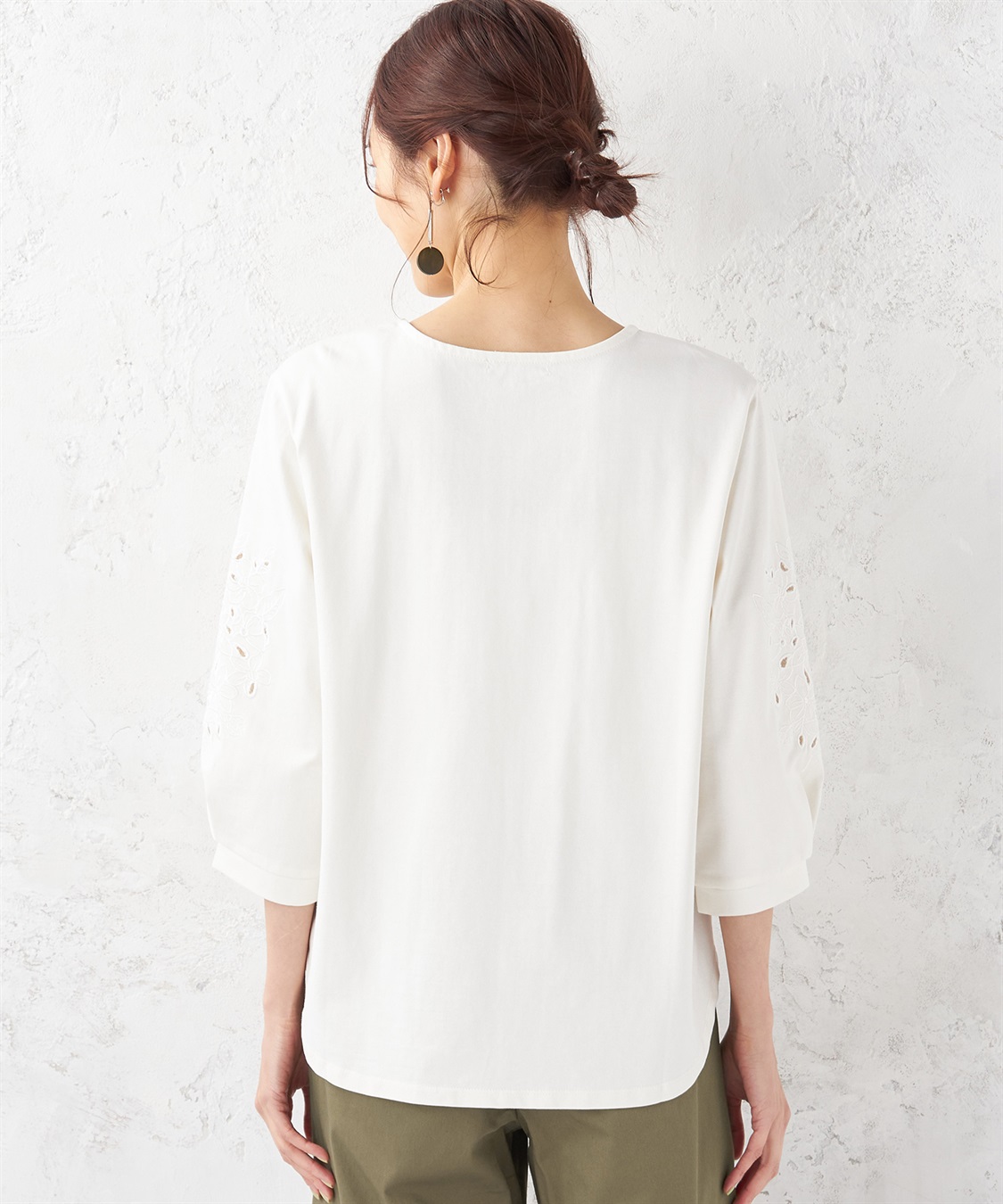 Petit Honfleur カットワーク刺繍スリーブプルオーバー_sub_2