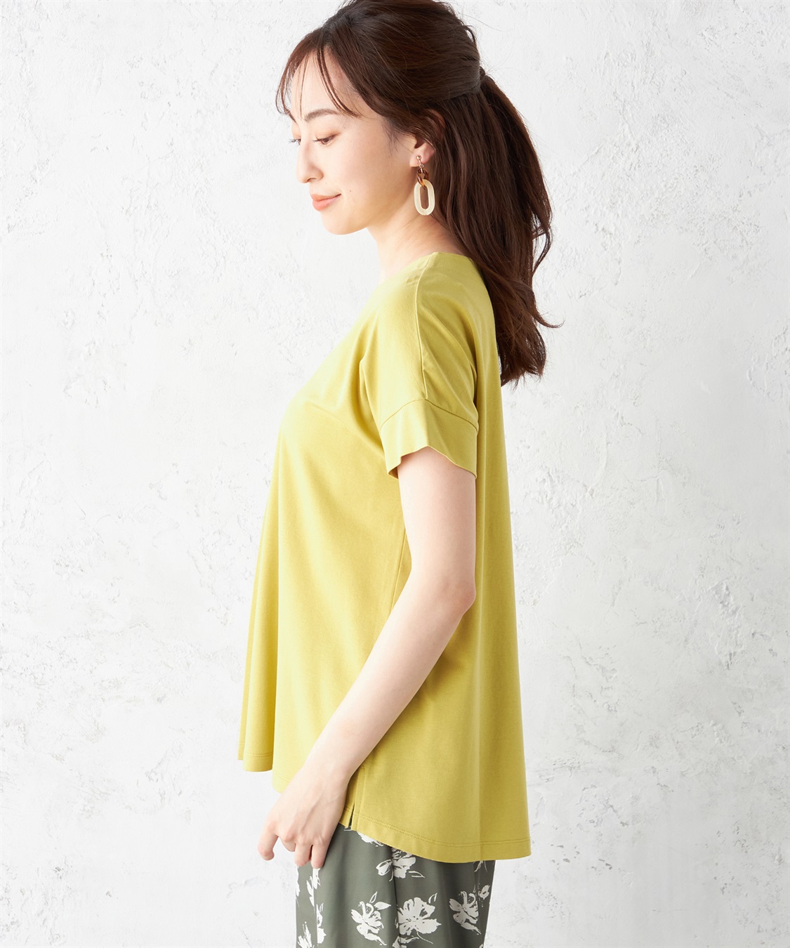 Petit Honfleur 【接触冷感】VネックTシャツ_sub_2