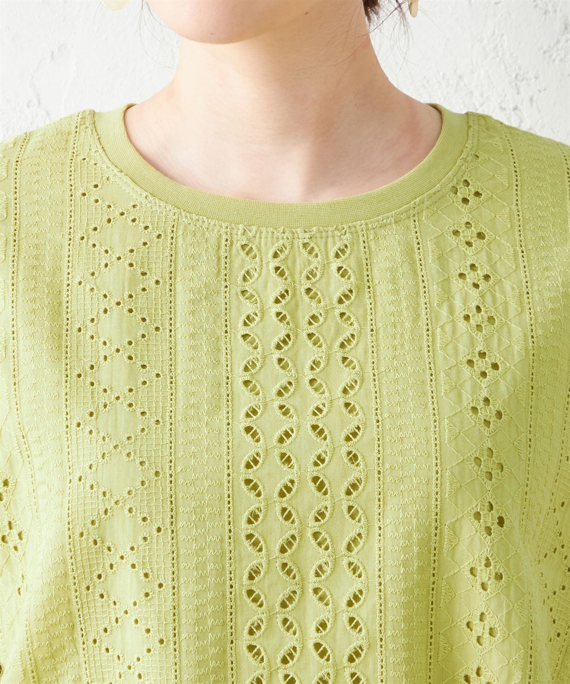 Petit Honfleur フロントレースモックネックプルオーバー_sub_3