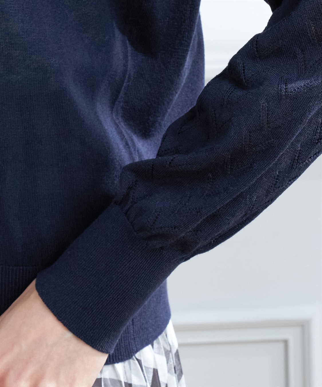 Petit Honfleur 【接触冷感・ウォッシャブル】透かし柄カーディガン_sub_5