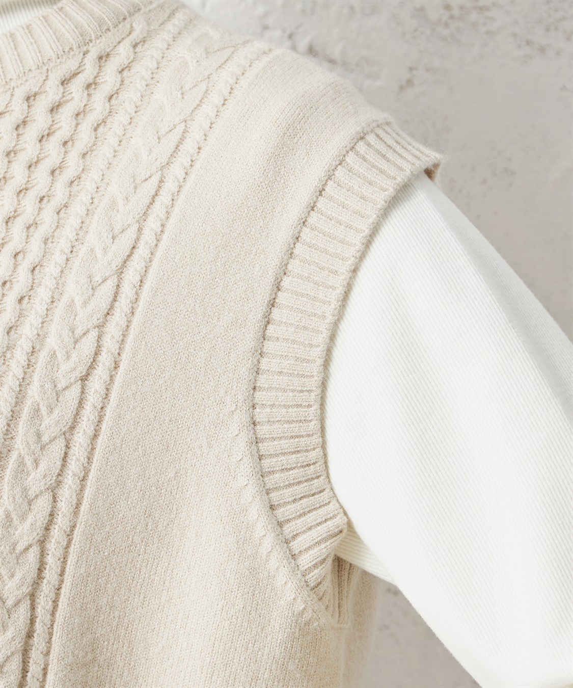 Petit Honfleur ケーブル編みクルーネックベスト_sub_4