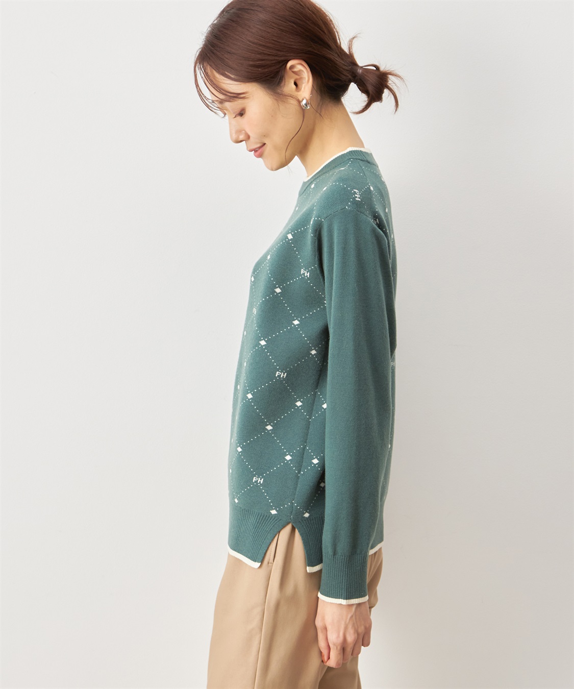 モノグラムニットプルオーバー Petit Honfleur｜クロスプラス公式通販