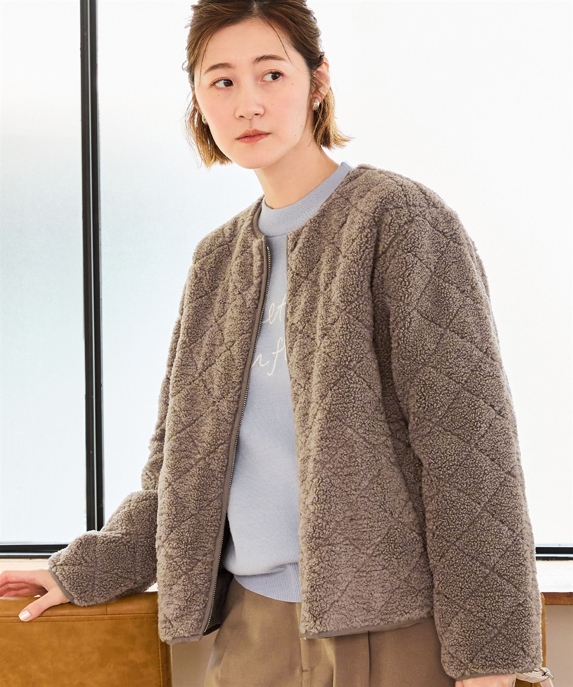 Petit Honfleur ロゴ刺しゅうプルオーバー_sub_14