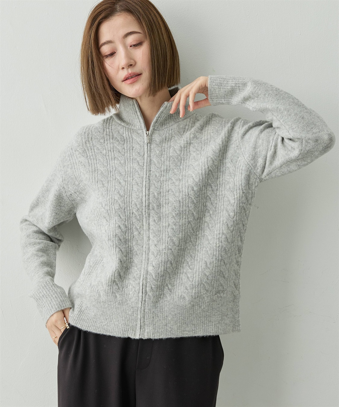 Petit Honfleur ケーブルZIPニットカーディガン【ハンドウォッシャブル】_sub_11