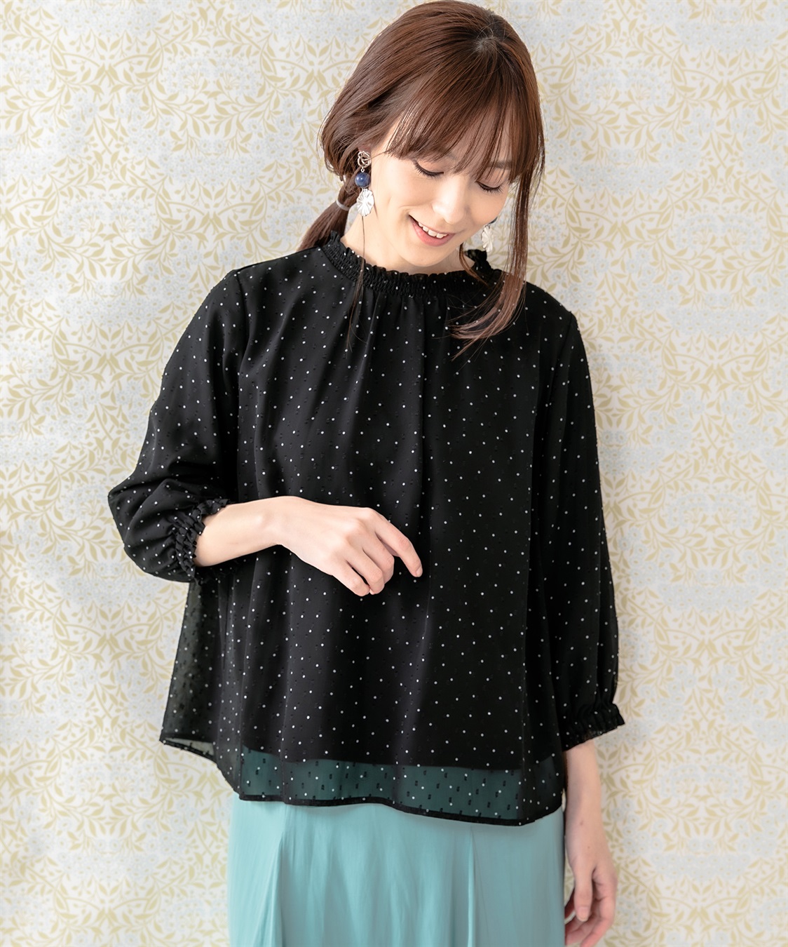 Petit Honfleur シフォンドットプリントブラウス_sub_15