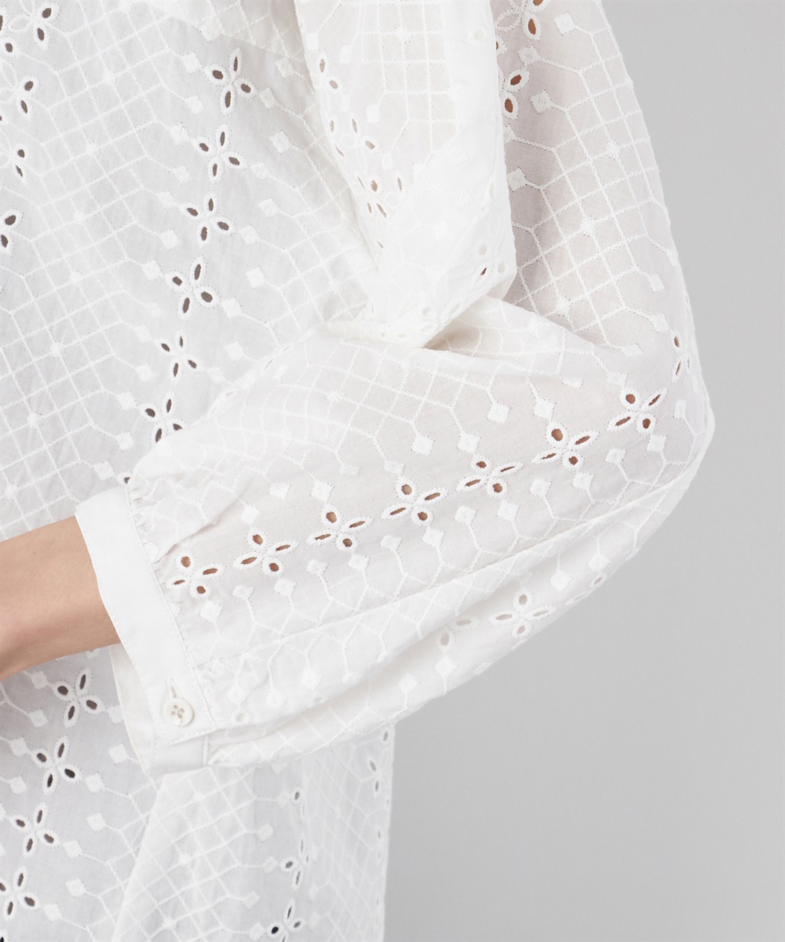 Petit Honfleur 刺しゅうレースブラウス_sub_4