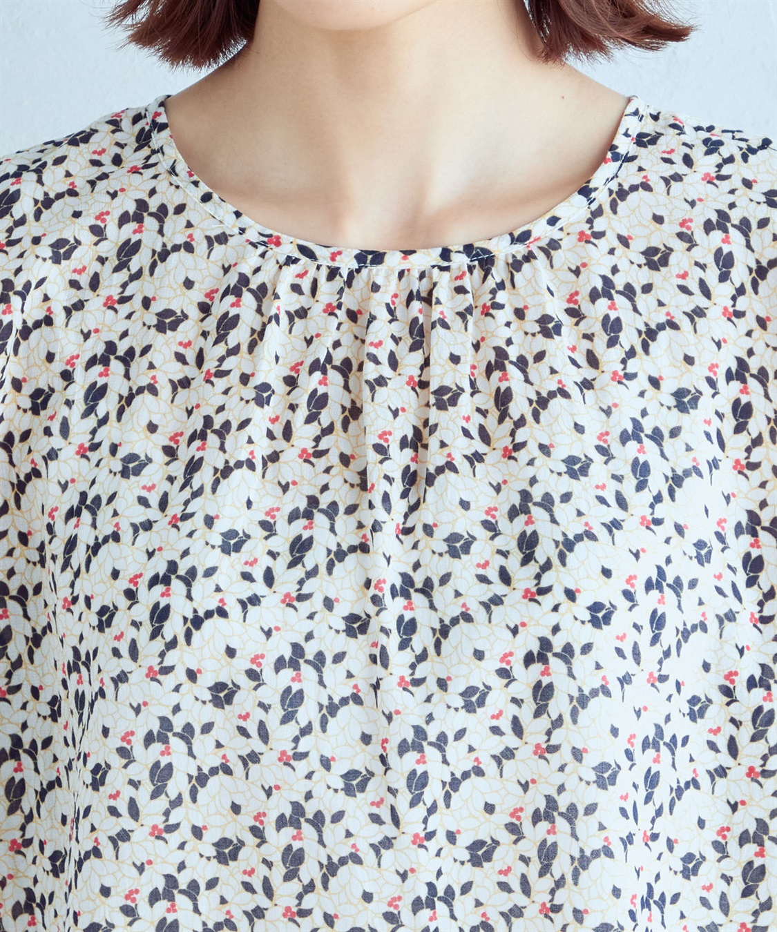 Petit Honfleur フレアスリーブプリントブラウス_sub_3