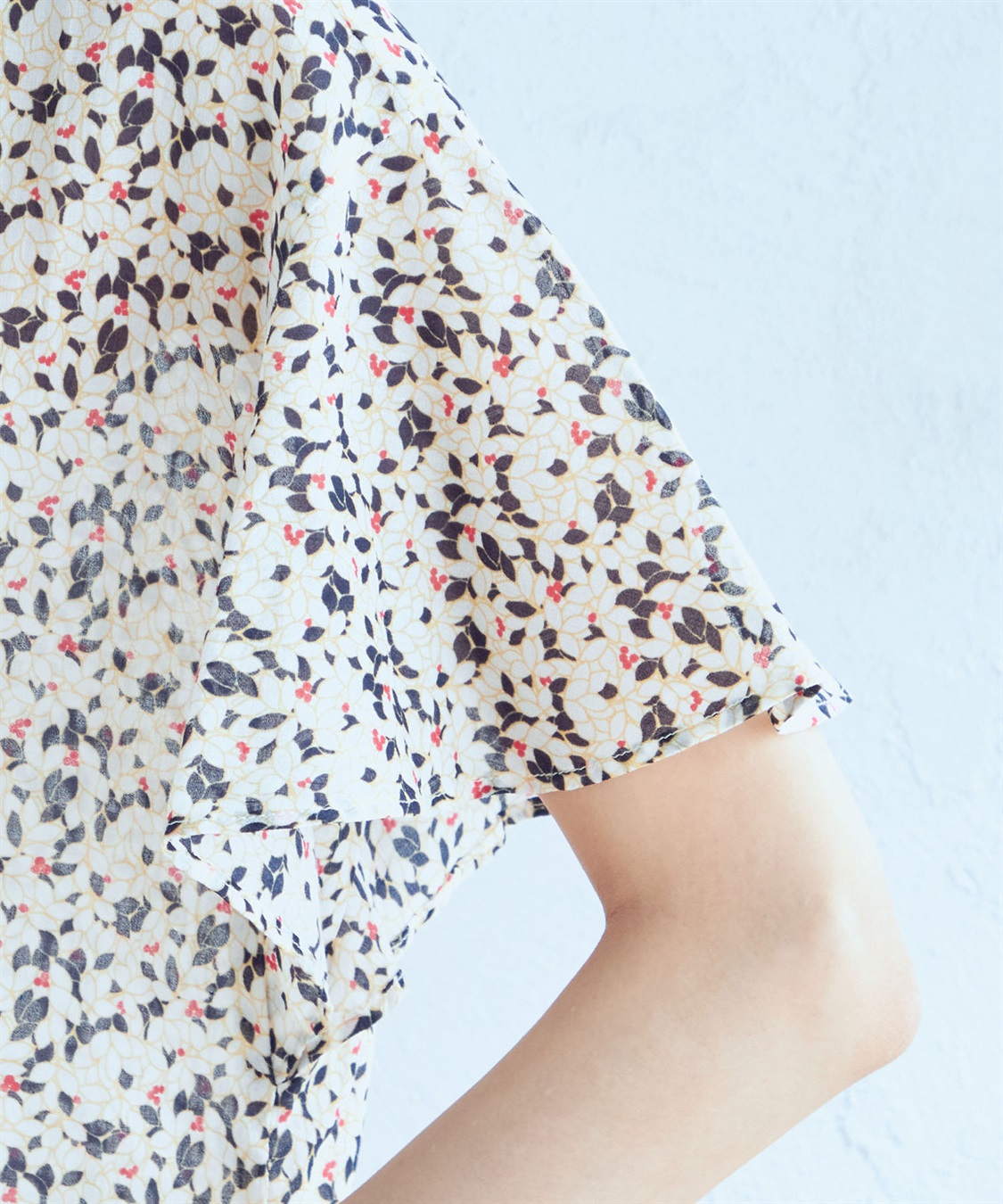 Petit Honfleur フレアスリーブプリントブラウス_sub_5