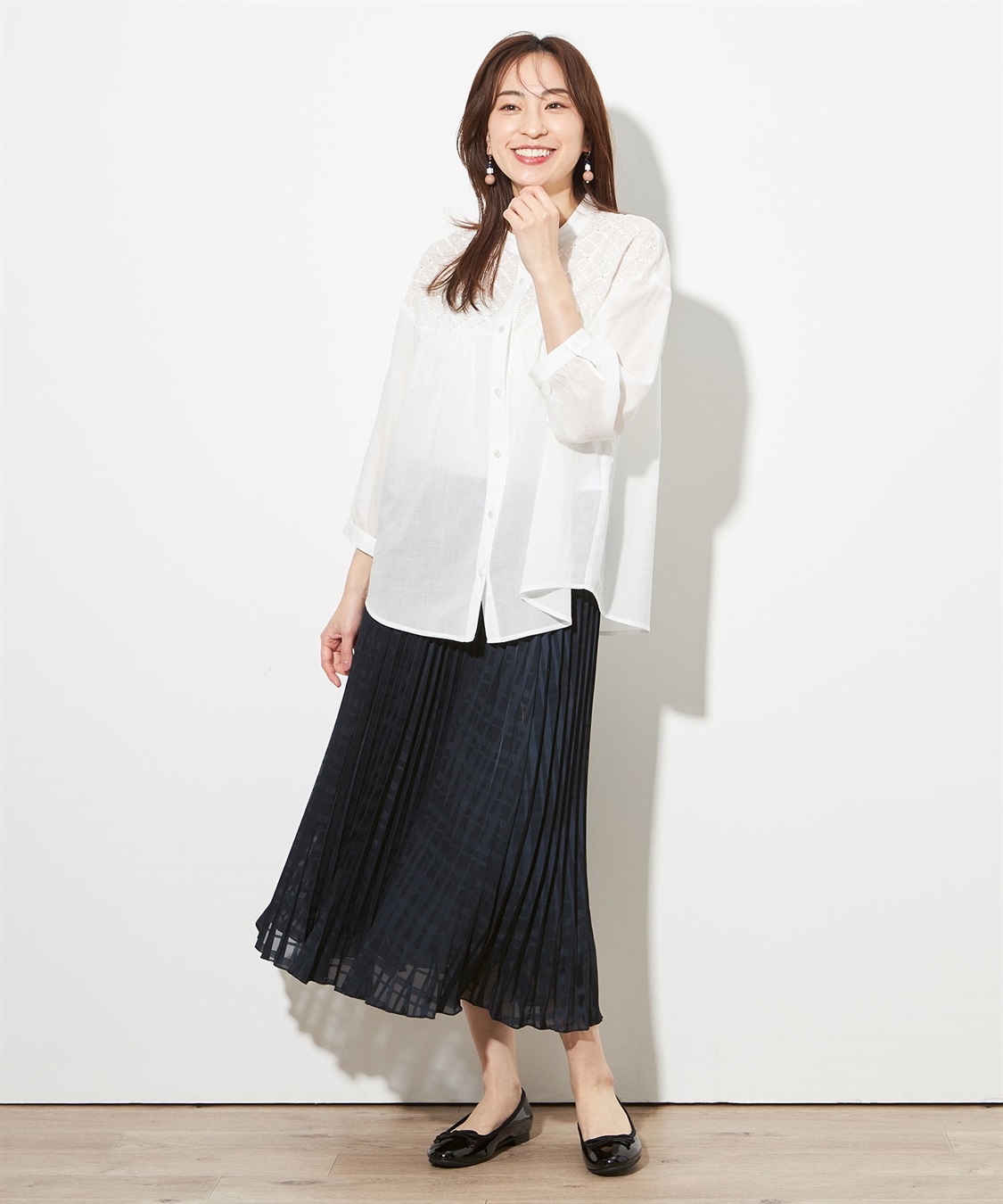 Petit Honfleur ヨーク刺繍切り替えブラウス_sub_1