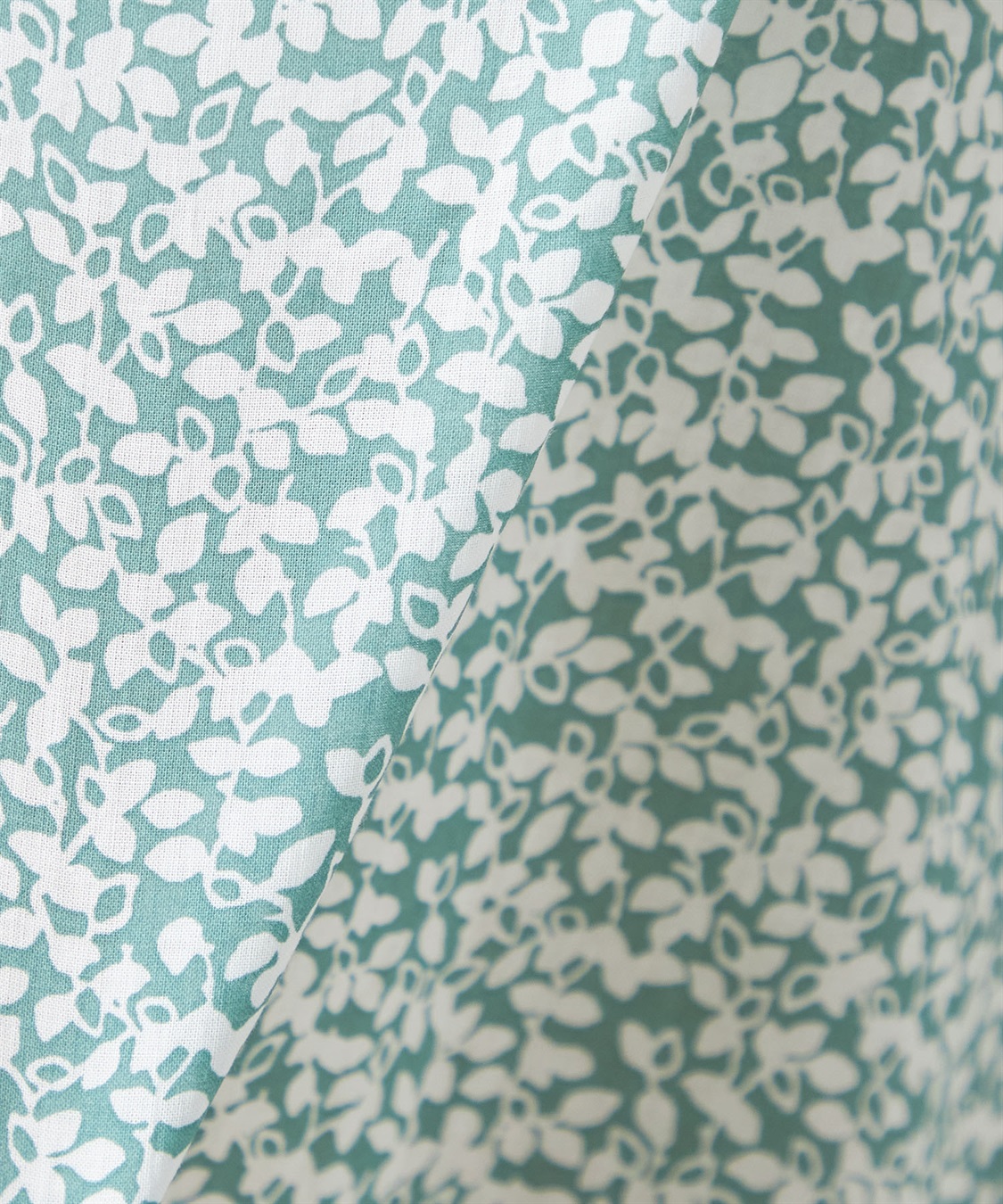 Petit Honfleur シャーリングプリントブラウス_sub_7