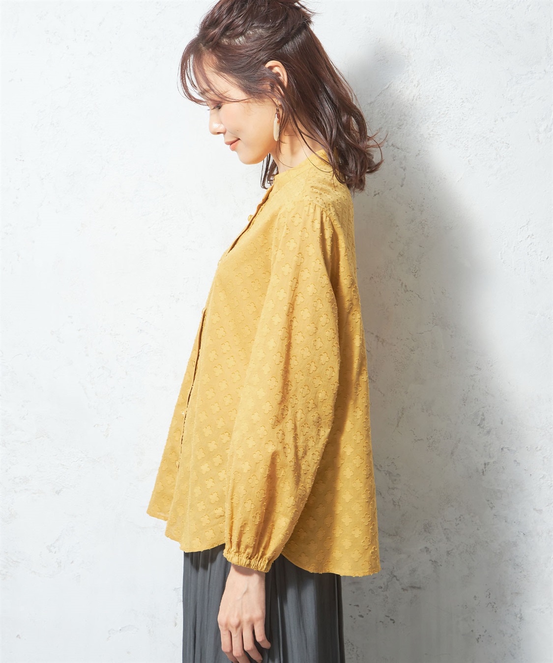 レースジャガードブラウス Petit Honfleur｜クロスプラス公式通販サイト