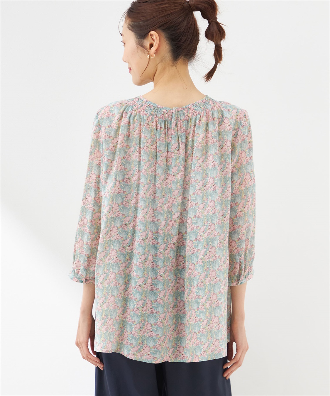 Petit Honfleur リバティプリントシャーリングブラウス_sub_3