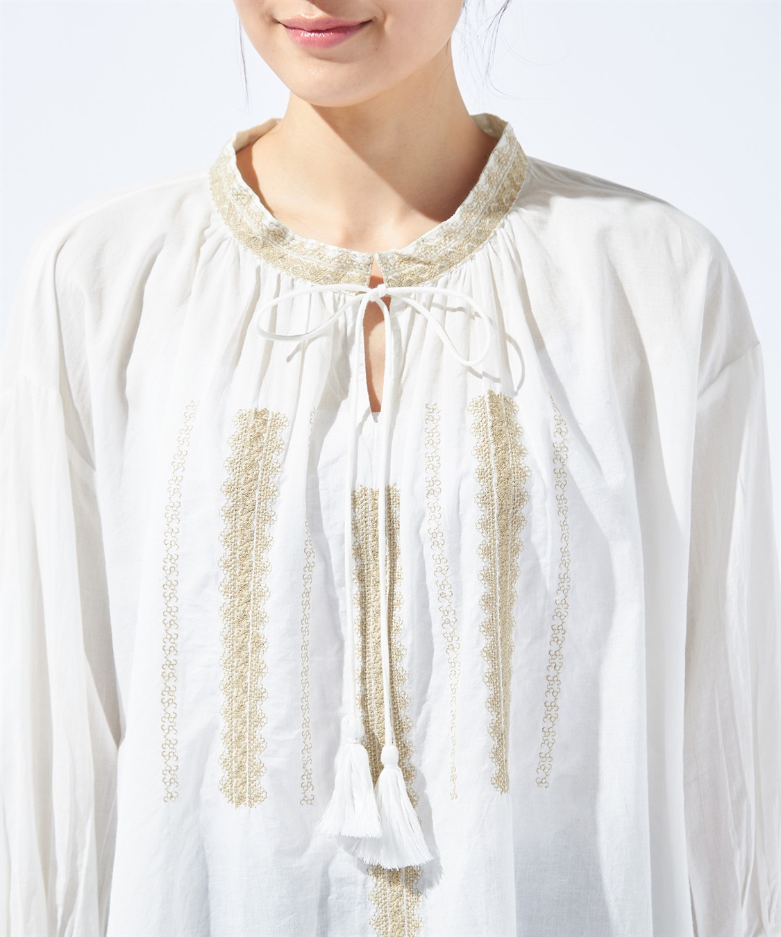 Petit Honfleur ギャザー刺しゅうブラウス_sub_7