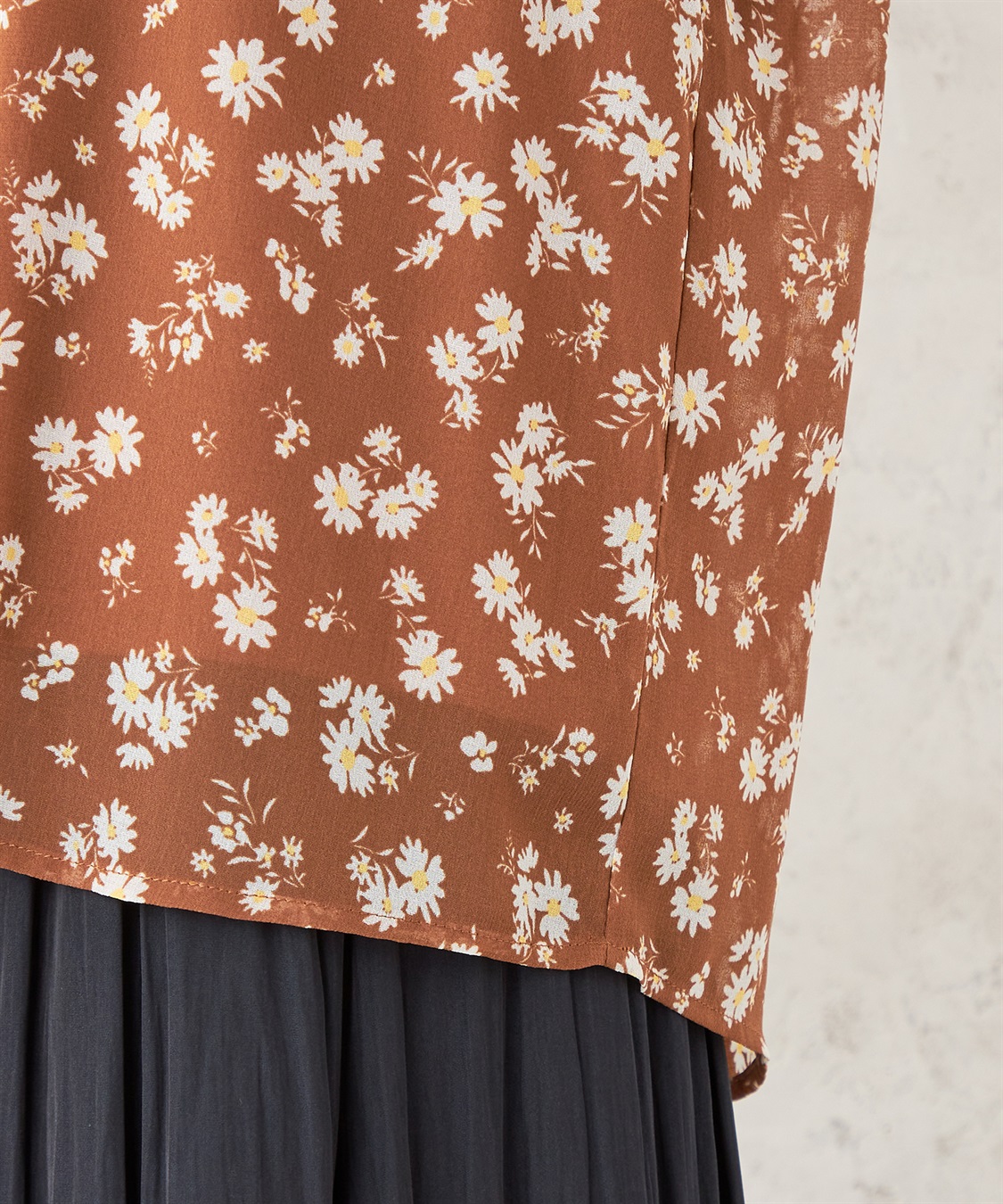 Petit Honfleur プリントブラウス_sub_9