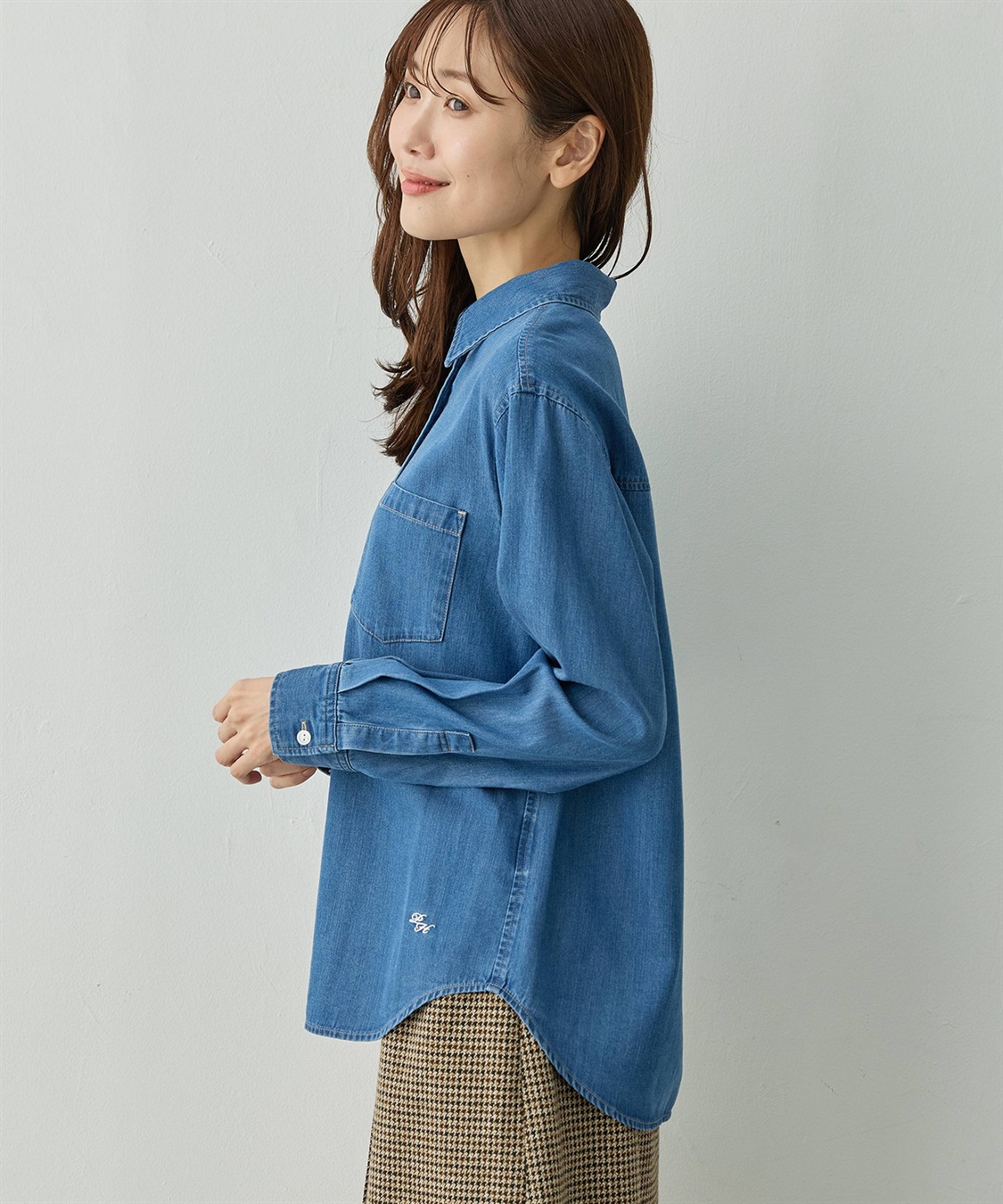 Petit Honfleur 襟付きデニムシャツ_sub_4