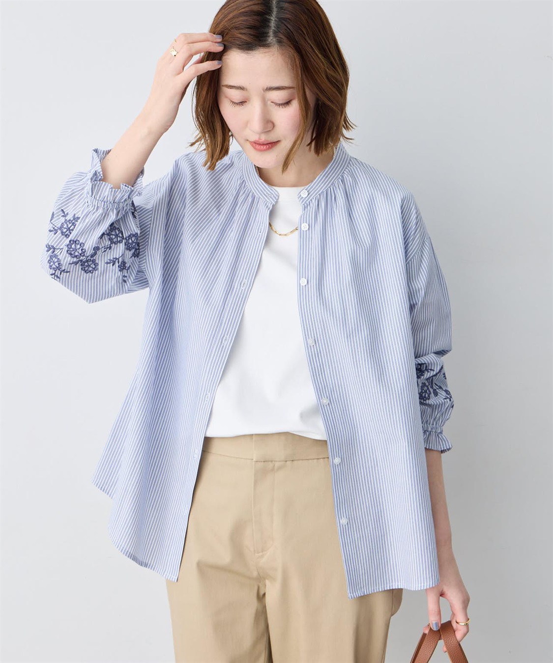 Petit Honfleur ストライプ袖刺しゅうブラウス_sub_1