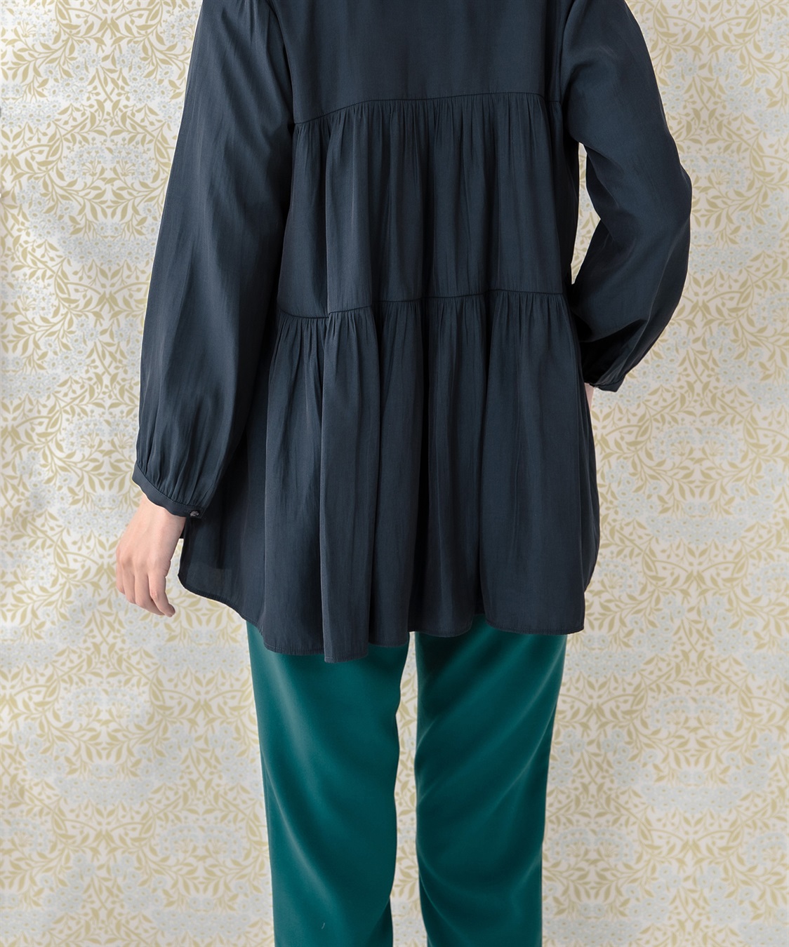 Petit Honfleur 美ラインテーパードパンツ_sub_12