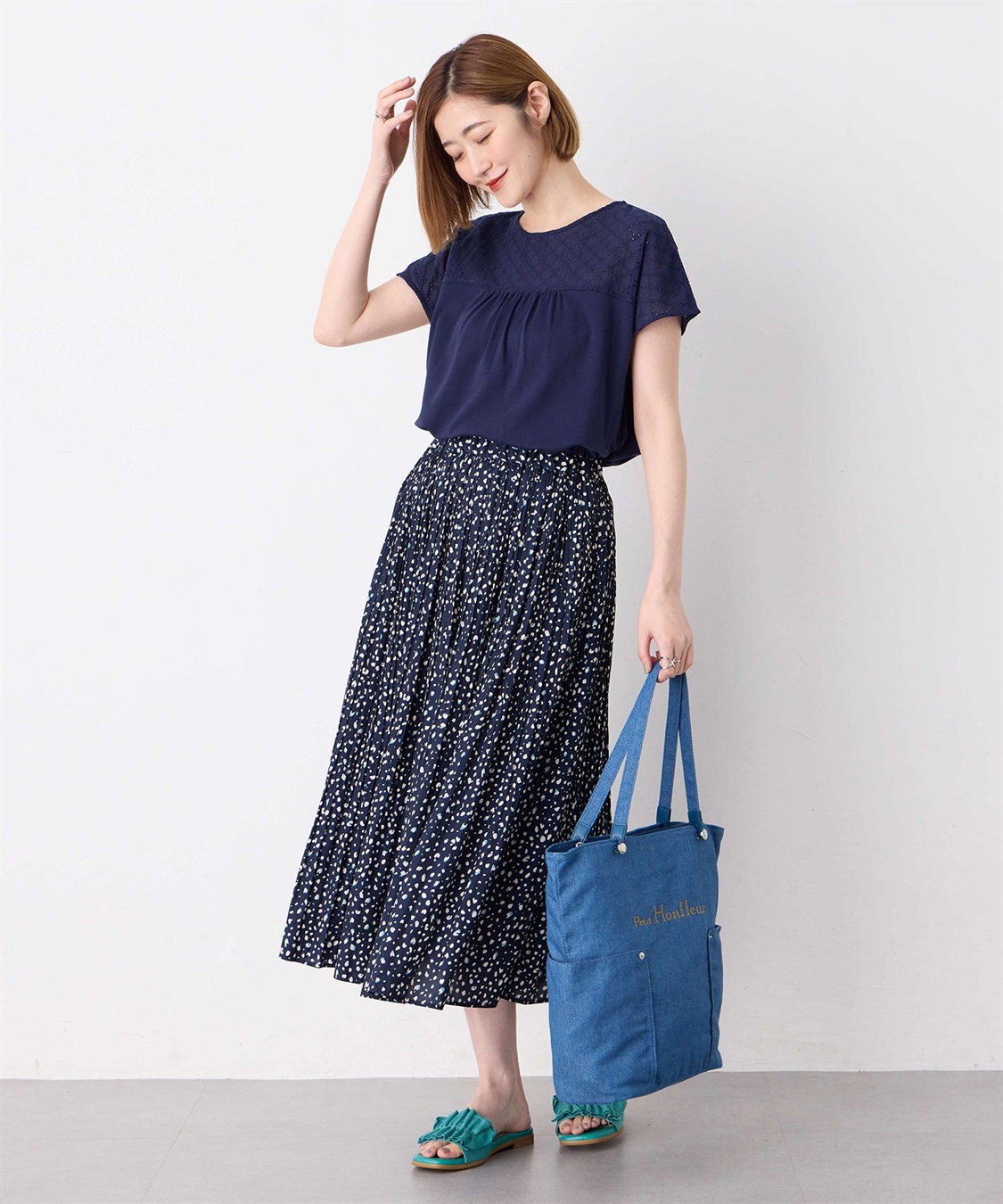 プリーツ使いスカート Petit Honfleur｜クロスプラス公式通販サイト