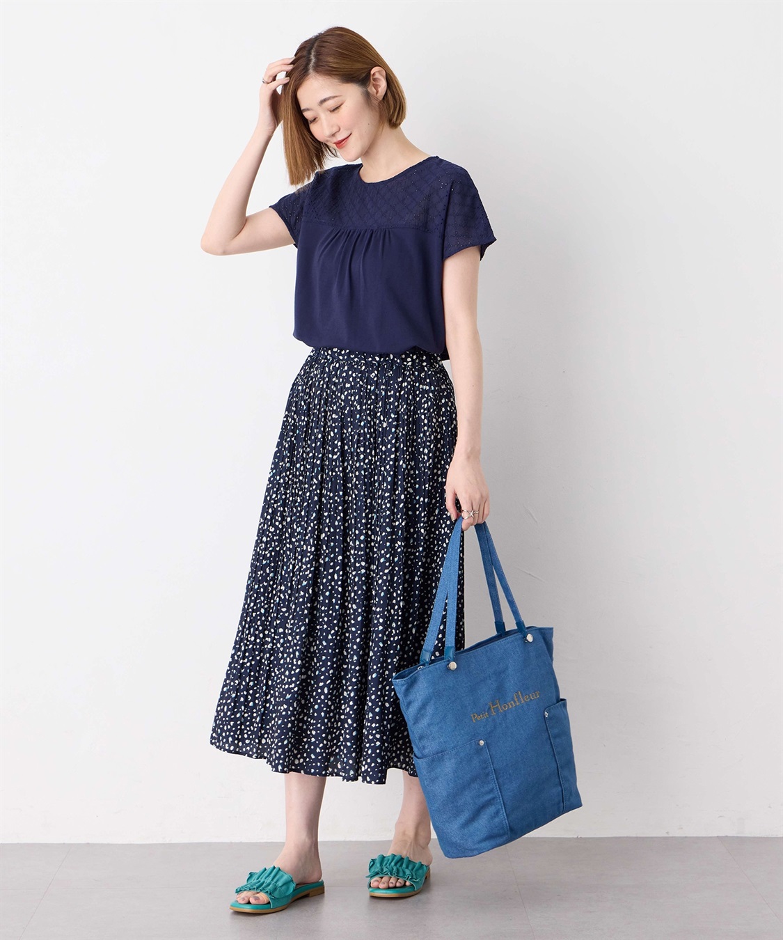 プリーツ使いスカート Petit Honfleur｜クロスプラス公式通販サイト