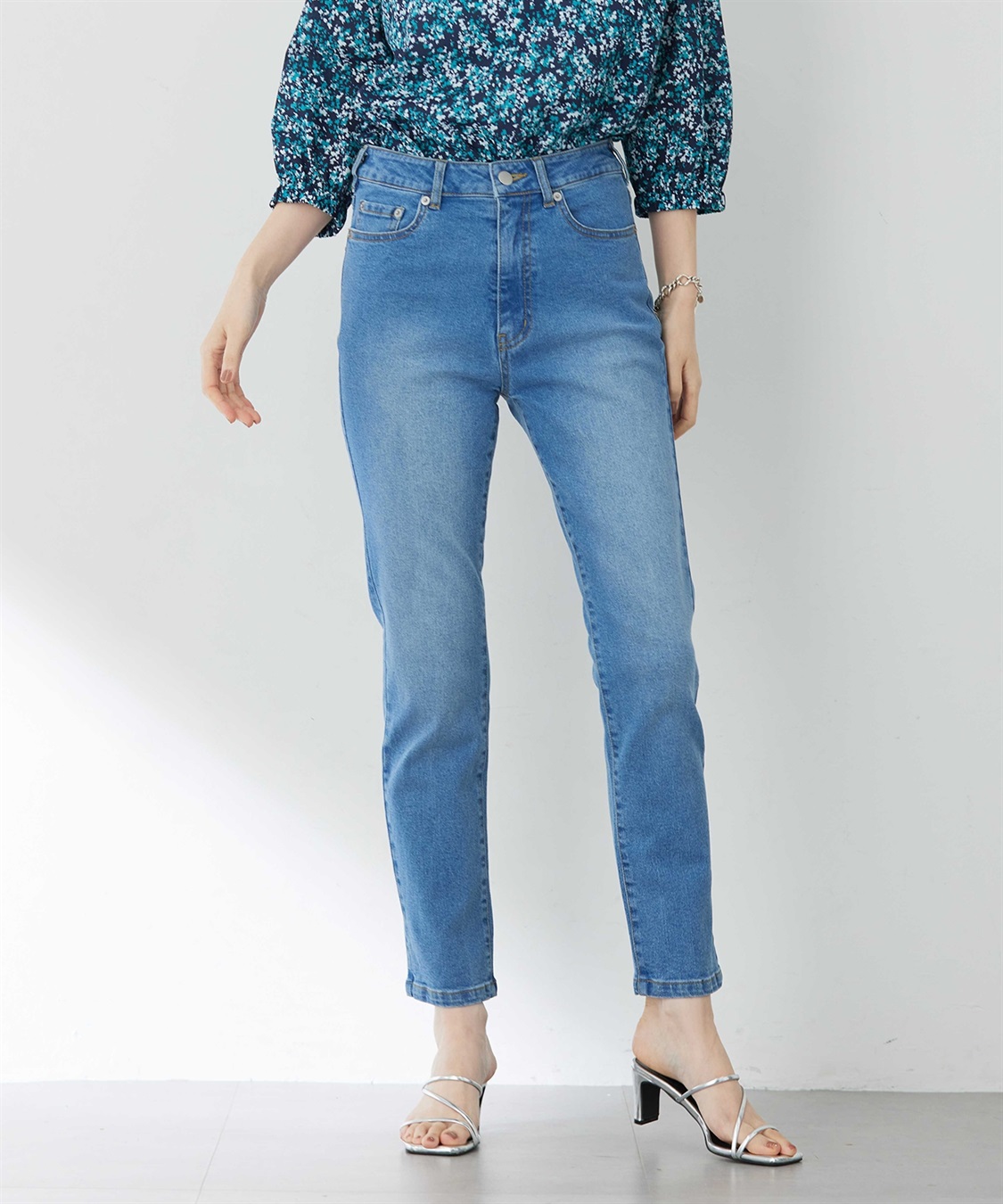 Petit Honfleur 【はっ水】ストレッチストレートデニムパンツ_sub_1