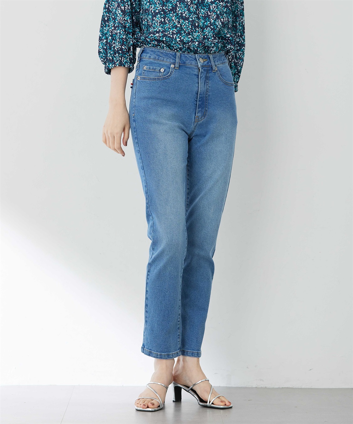 Petit Honfleur 【はっ水】ストレッチストレートデニムパンツ_sub_3