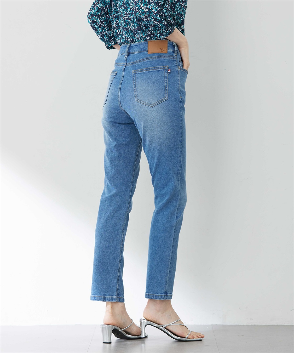 Petit Honfleur 【はっ水】ストレッチストレートデニムパンツ_sub_4