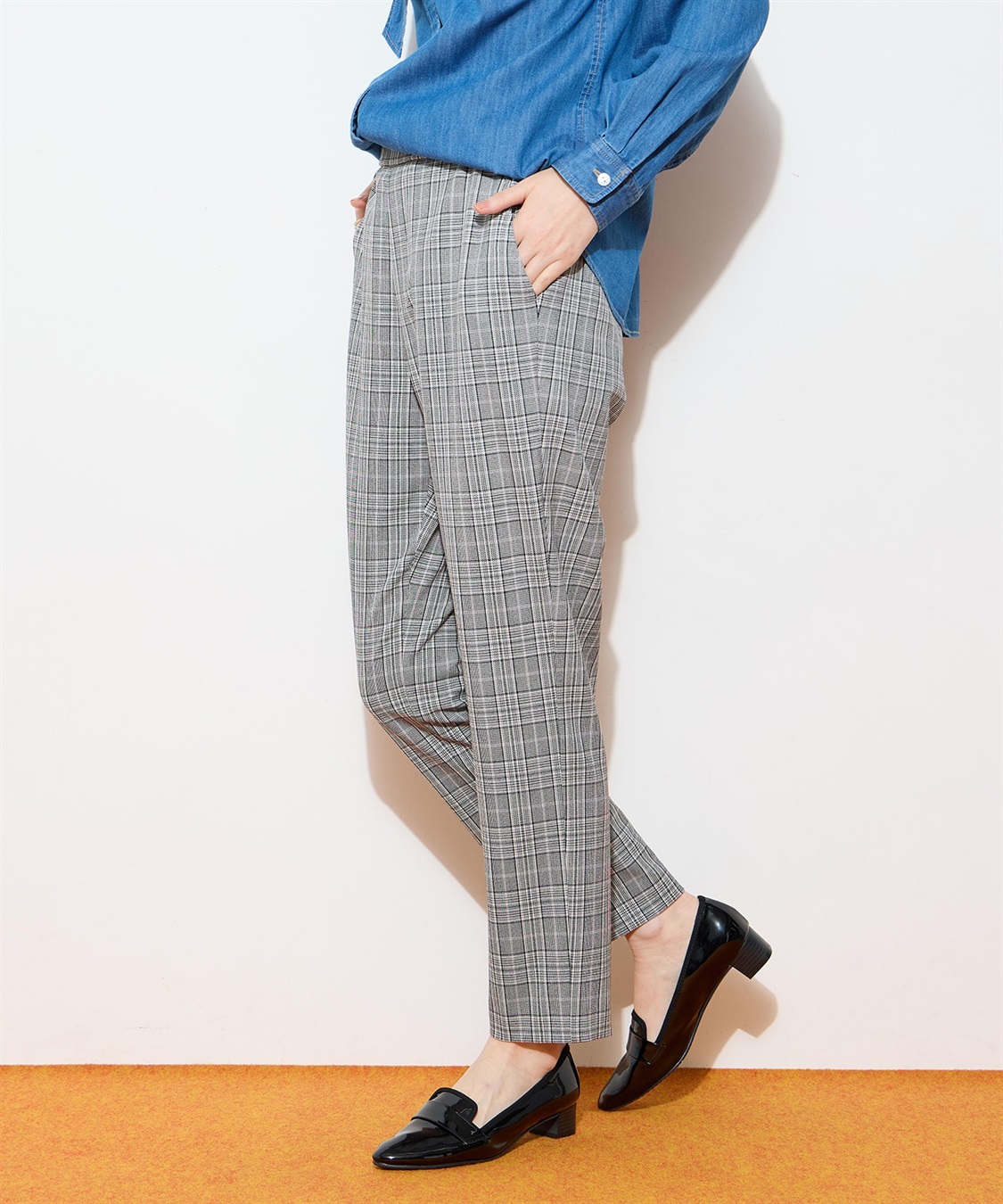 Petit Honfleur 【すご楽シリーズ】ストレッチテーパードパンツ_sub_3