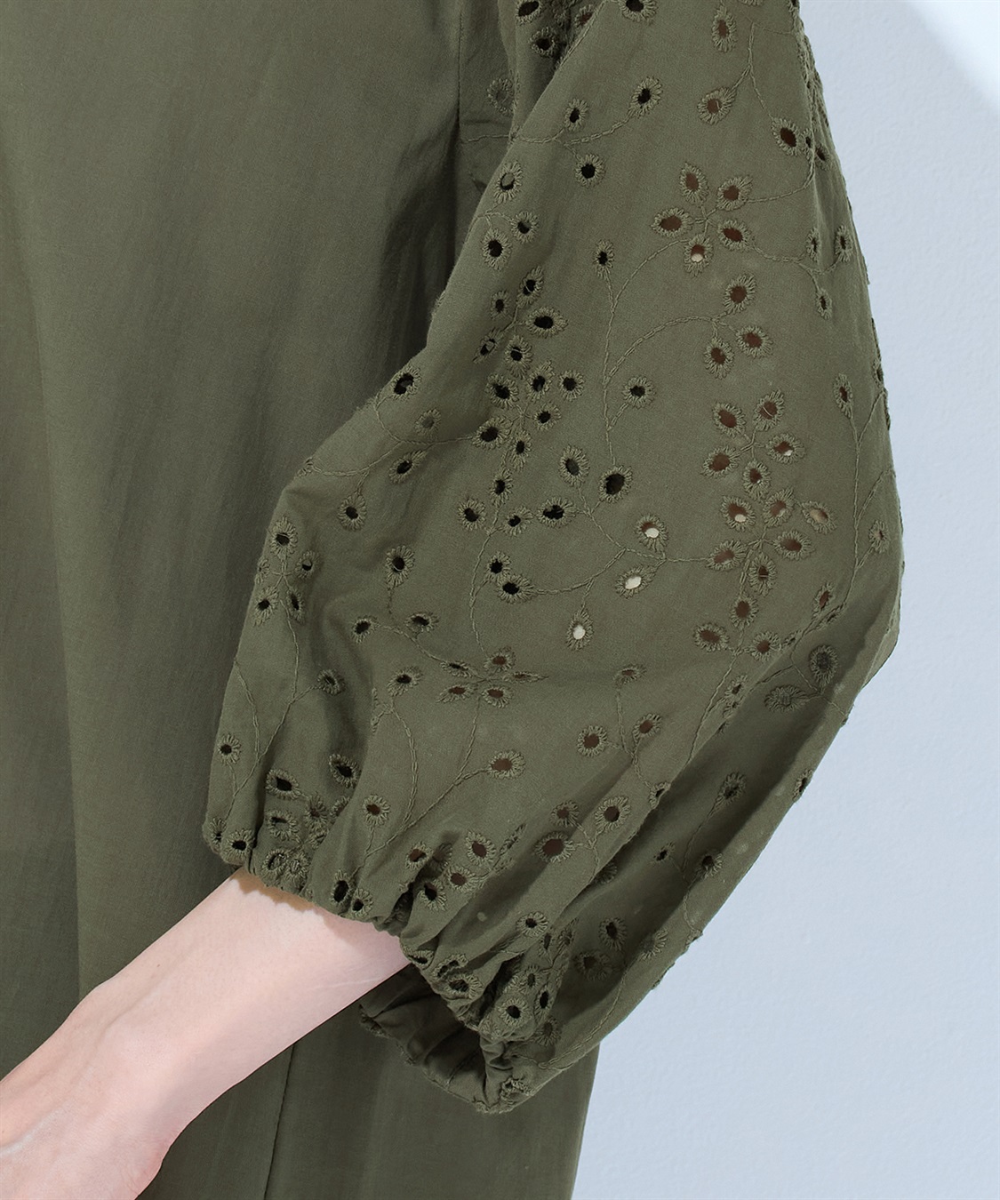 Petit Honfleur レーススリーブワンピース_sub_4