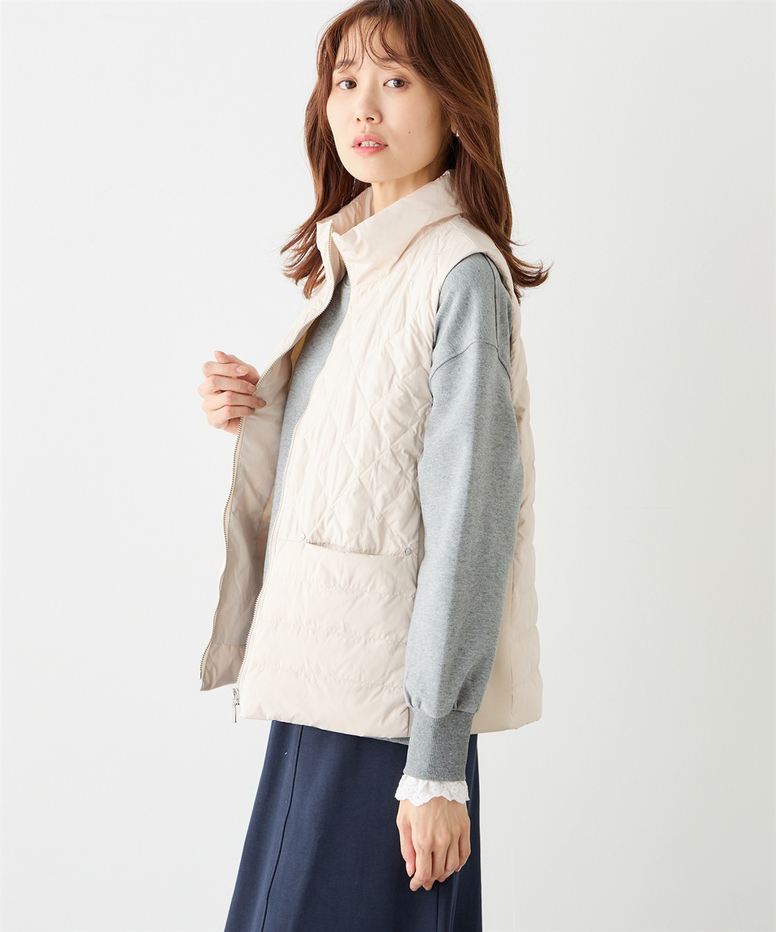 TO BE CHIC フリル ダウンベスト 42 TO BE CHIC フリル ダウンベスト 42