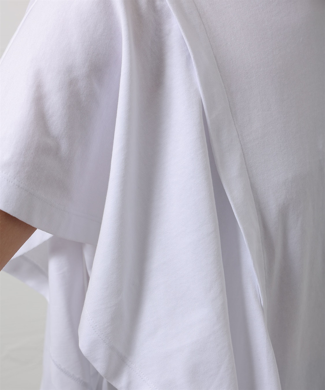 ONE‘S TRUE フレアスリーブプルオーバー_sub_22