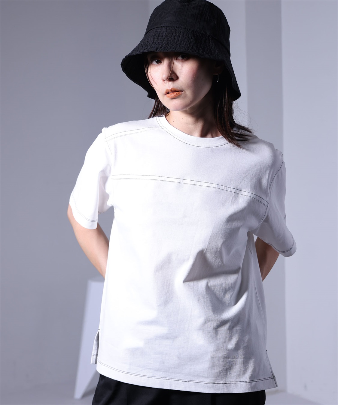 ONE‘S TRUE ステッチ使いTシャツ_sub_1