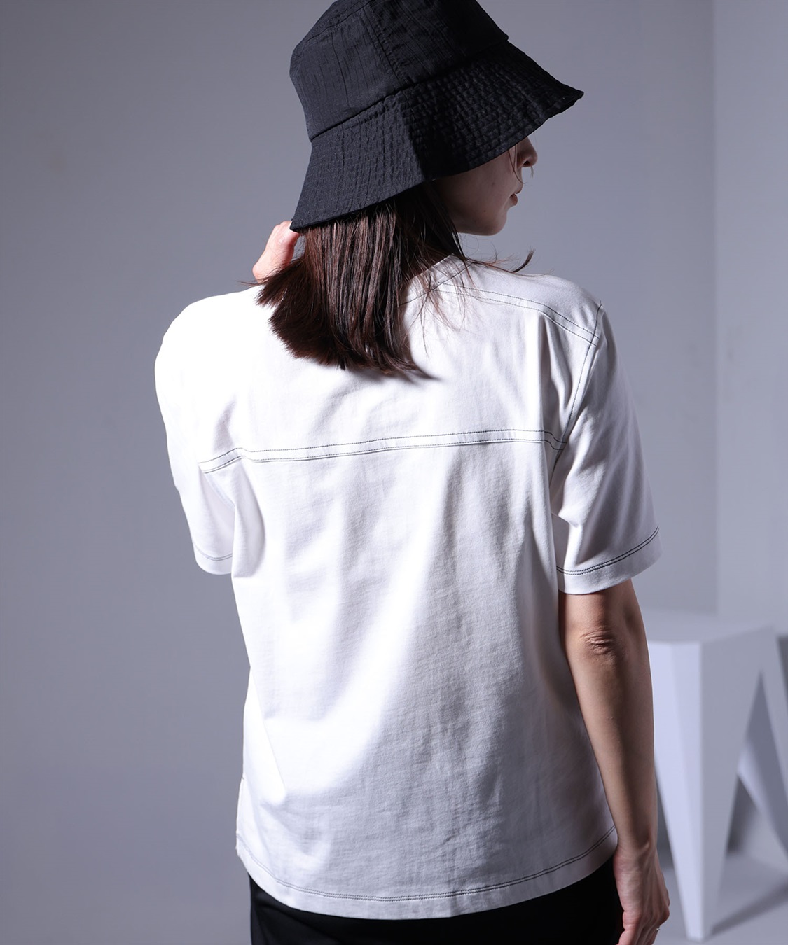 ONE‘S TRUE ステッチ使いTシャツ_sub_3