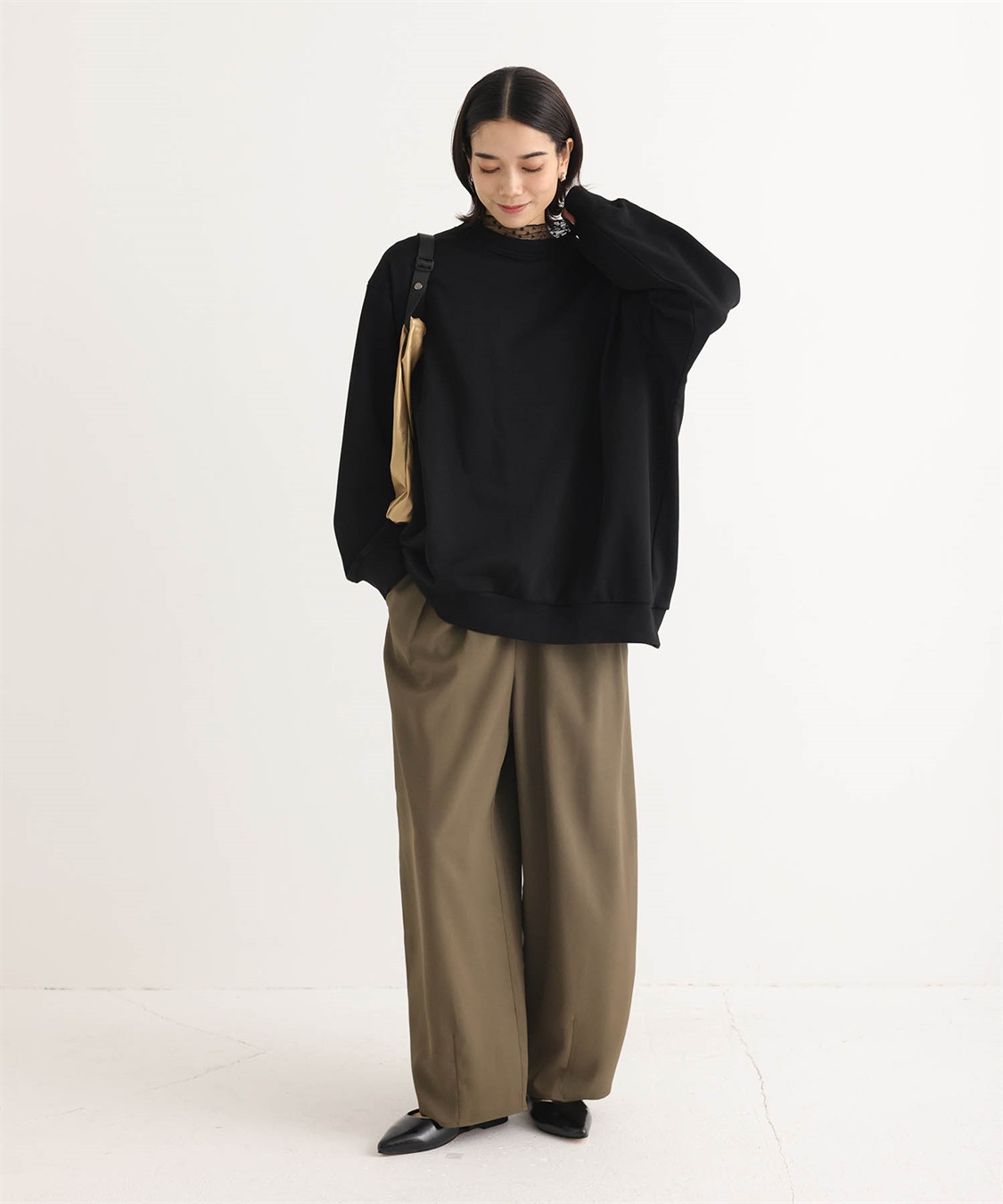 ONE‘S TRUE ビッグシルエット裏毛プルオーバー_sub_26