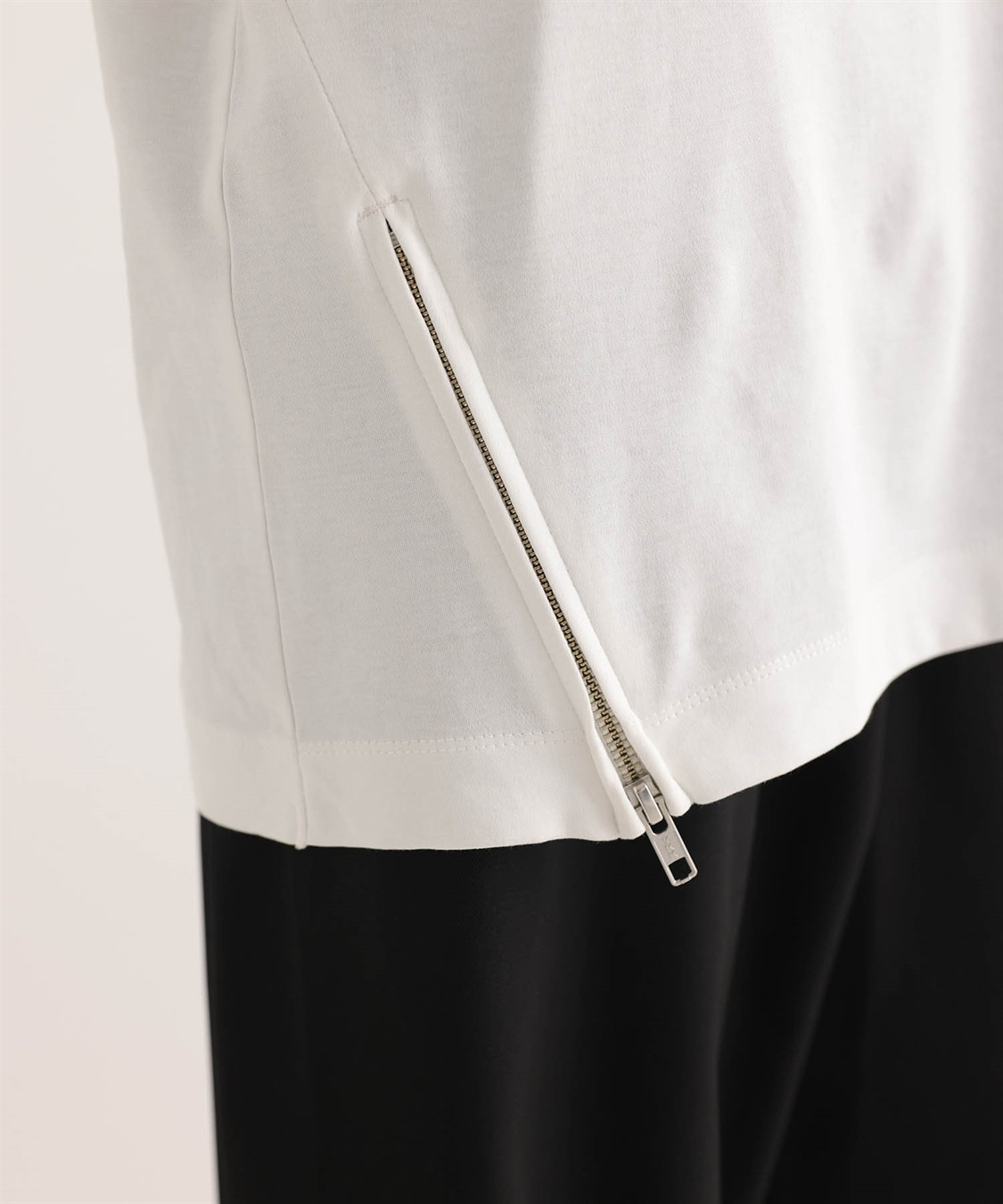 ONE‘S TRUE ZIPヘムプルオーバー_sub_9