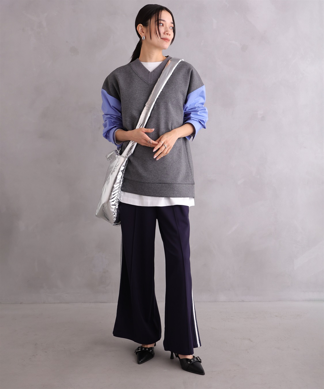 ONE‘S TRUE Vネックスポーティープルオーバー_sub_21