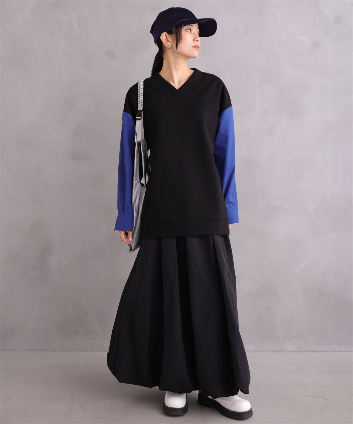 ONE‘S TRUE Vネックスポーティープルオーバー_sub_26