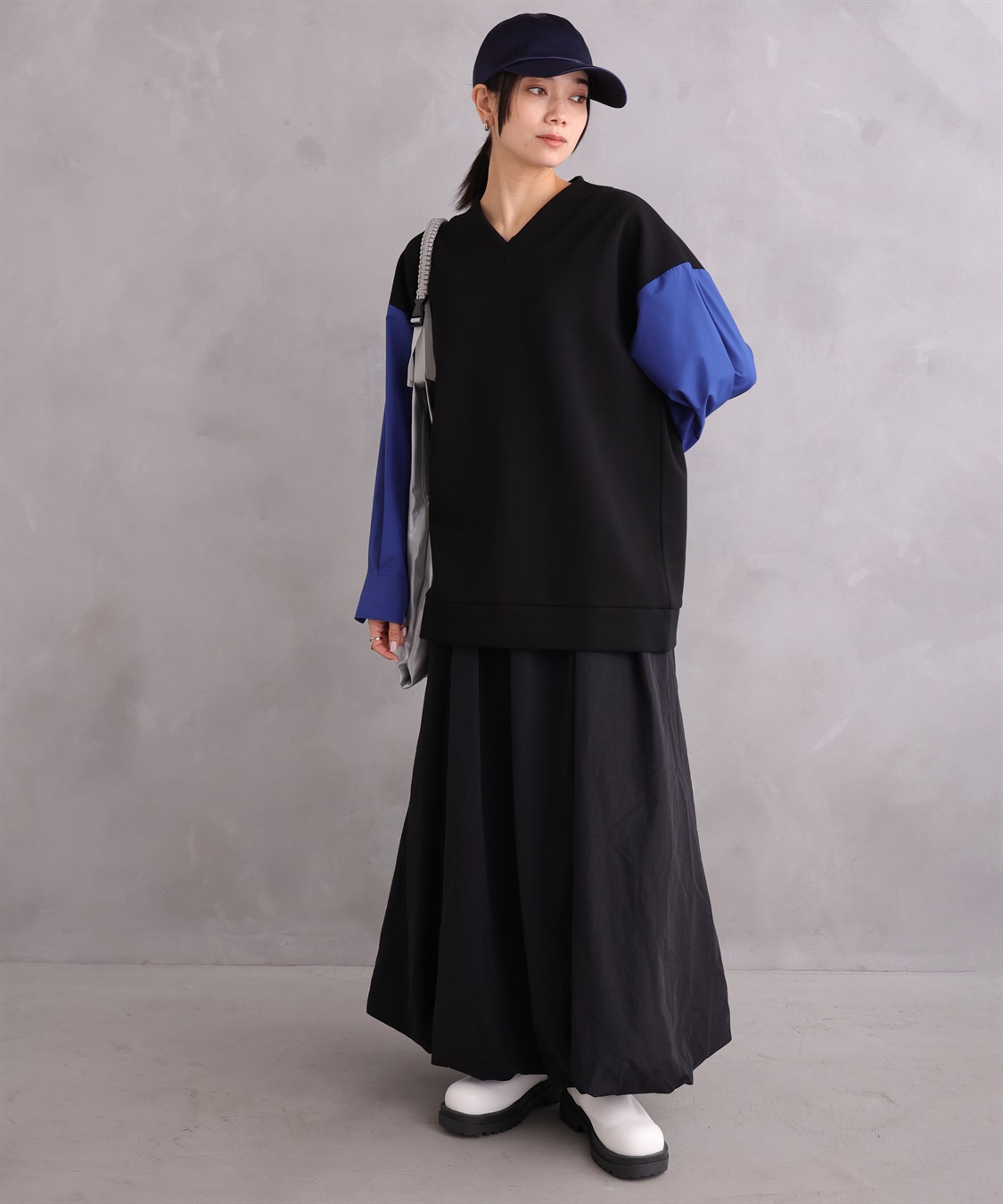 ONE‘S TRUE Vネックスポーティープルオーバー_sub_28