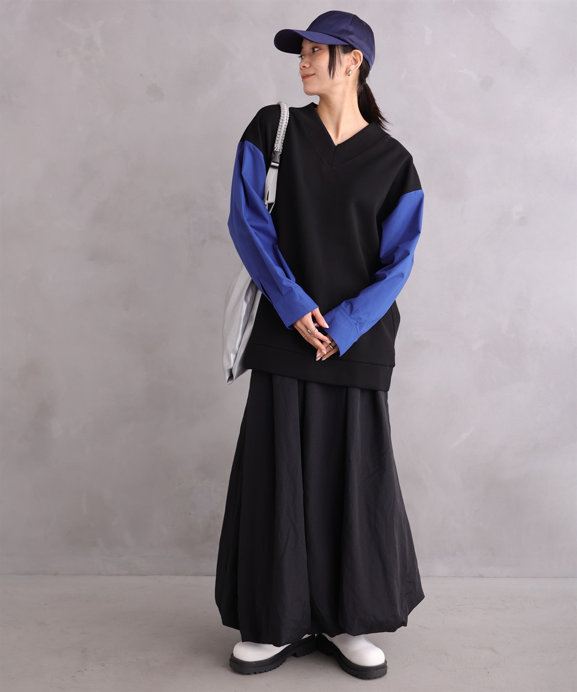 ONE‘S TRUE Vネックスポーティープルオーバー_sub_29