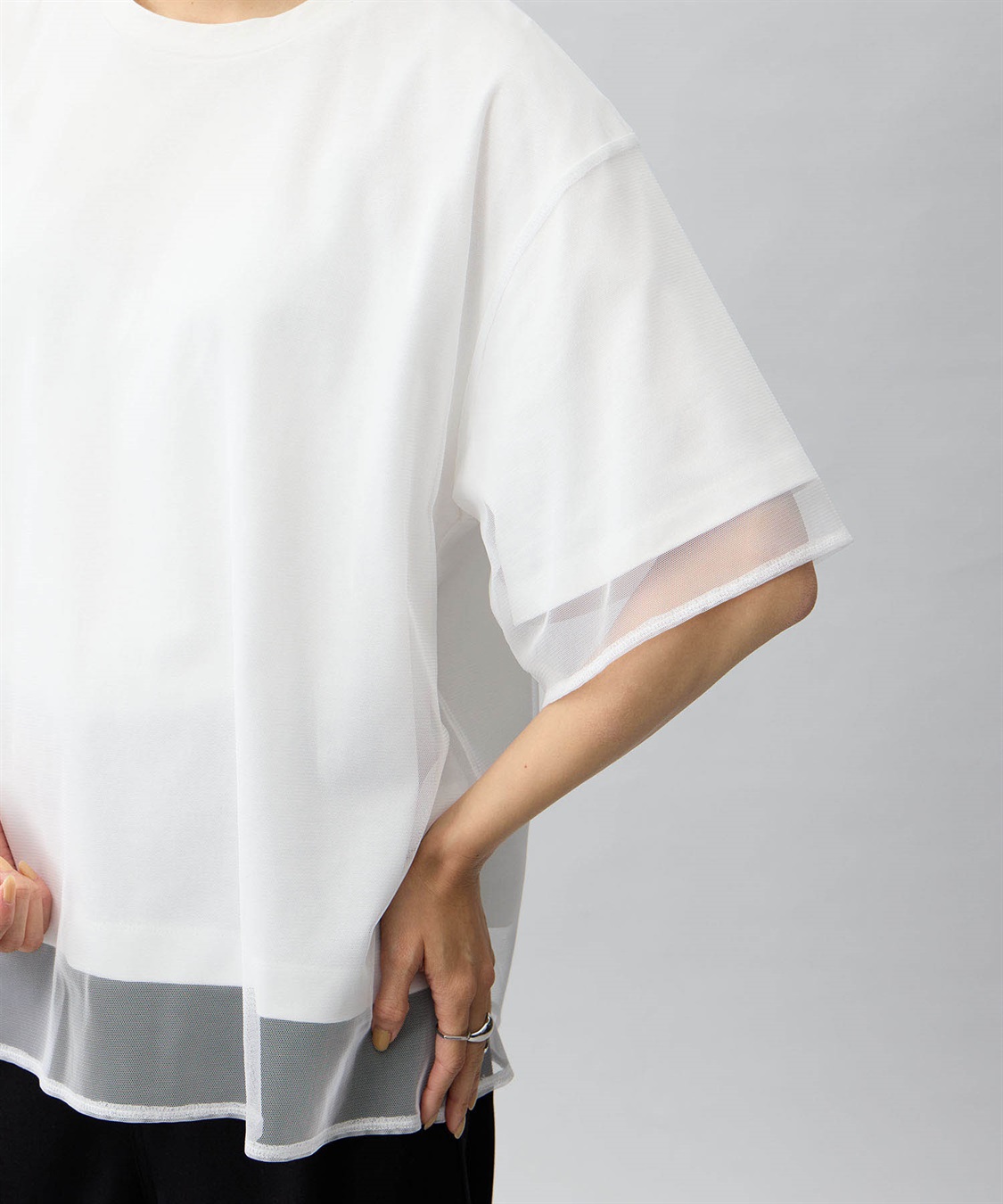 ONE‘S TRUE チュール切り替えTシャツ_sub_17
