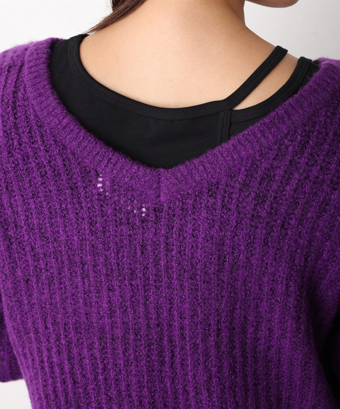 ONE‘S TRUE Vネックシアーニットプルオーバー_sub_11