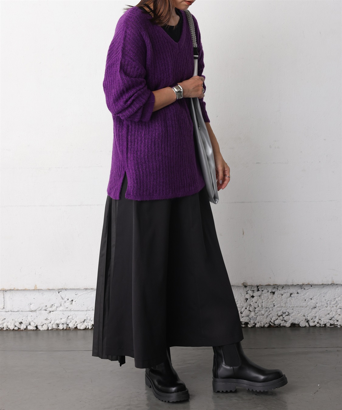 ONE‘S TRUE Vネックシアーニットプルオーバー_sub_25