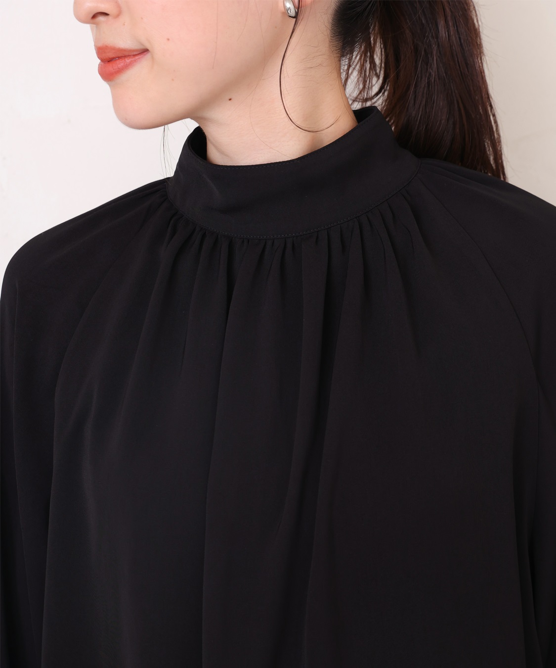 ONE‘S TRUE スタンドブラウス_sub_3