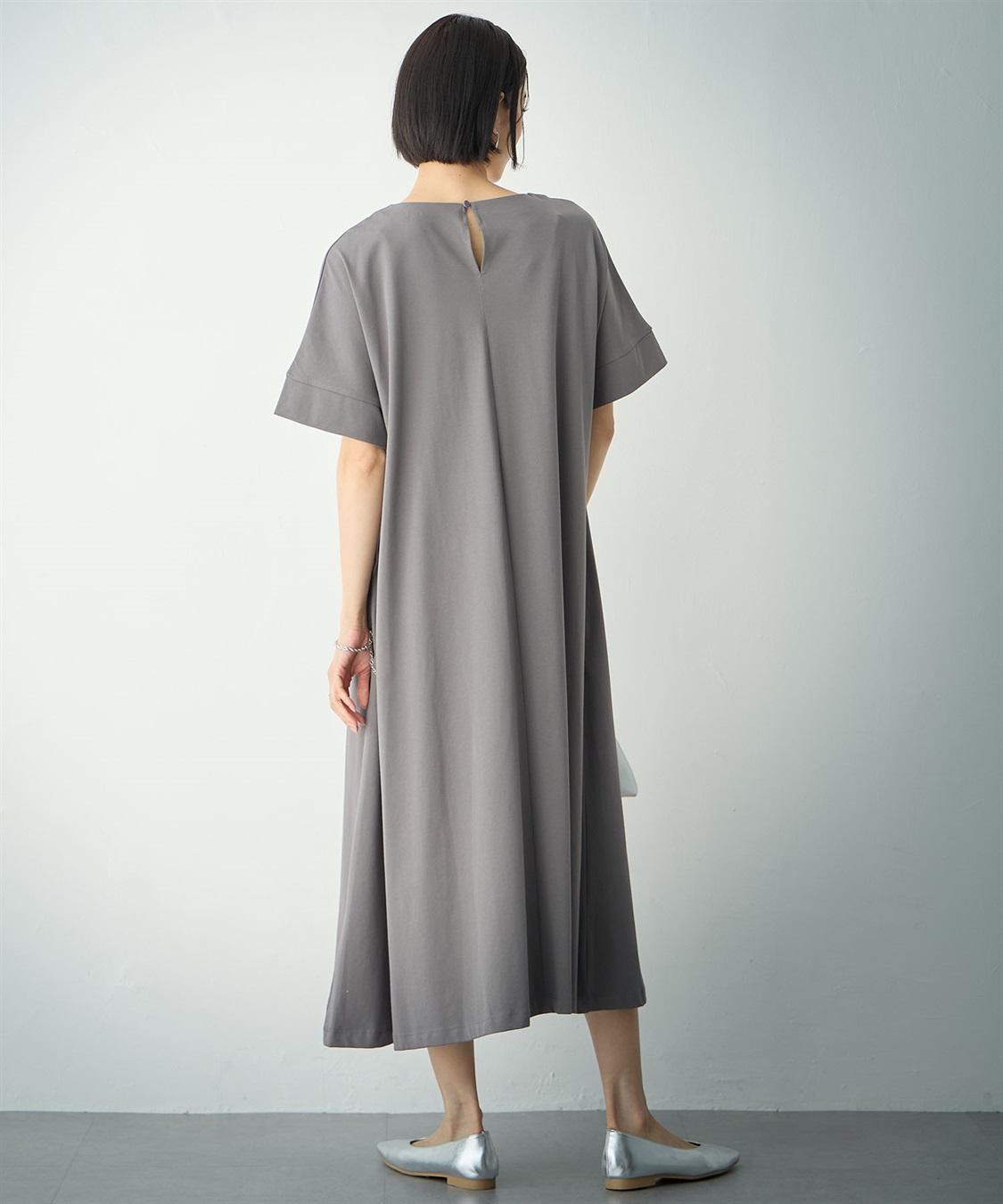 ONE‘S TRUE オーバーフレアワンピース_sub_7