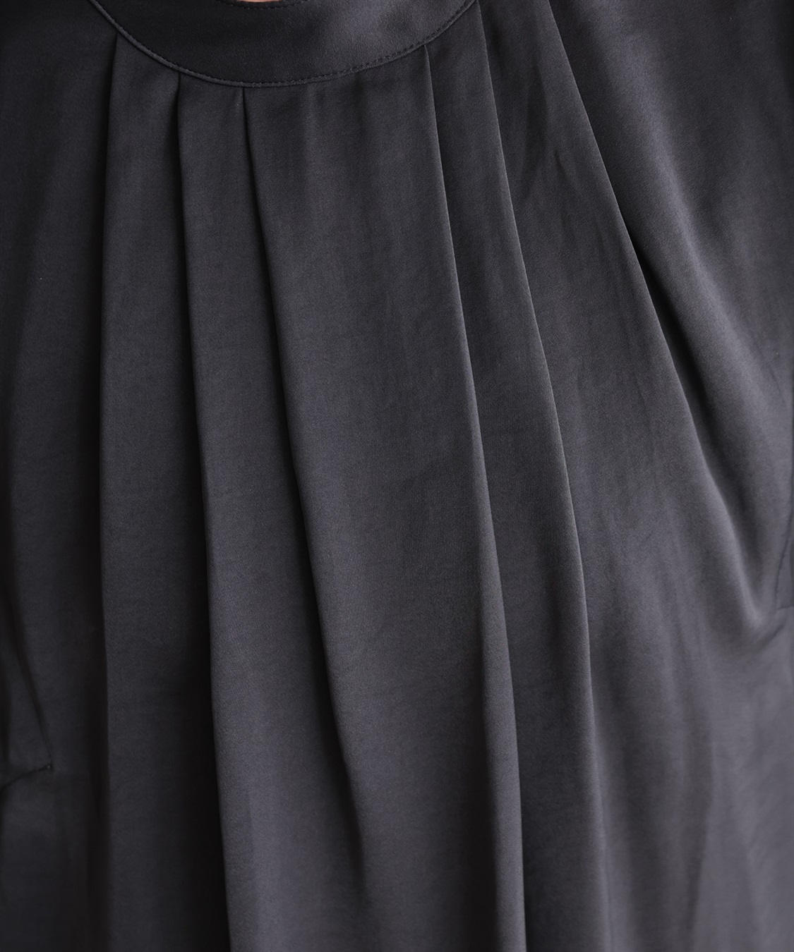 ONE‘S TRUE ２WAYタックショルダーブラウス_sub_11