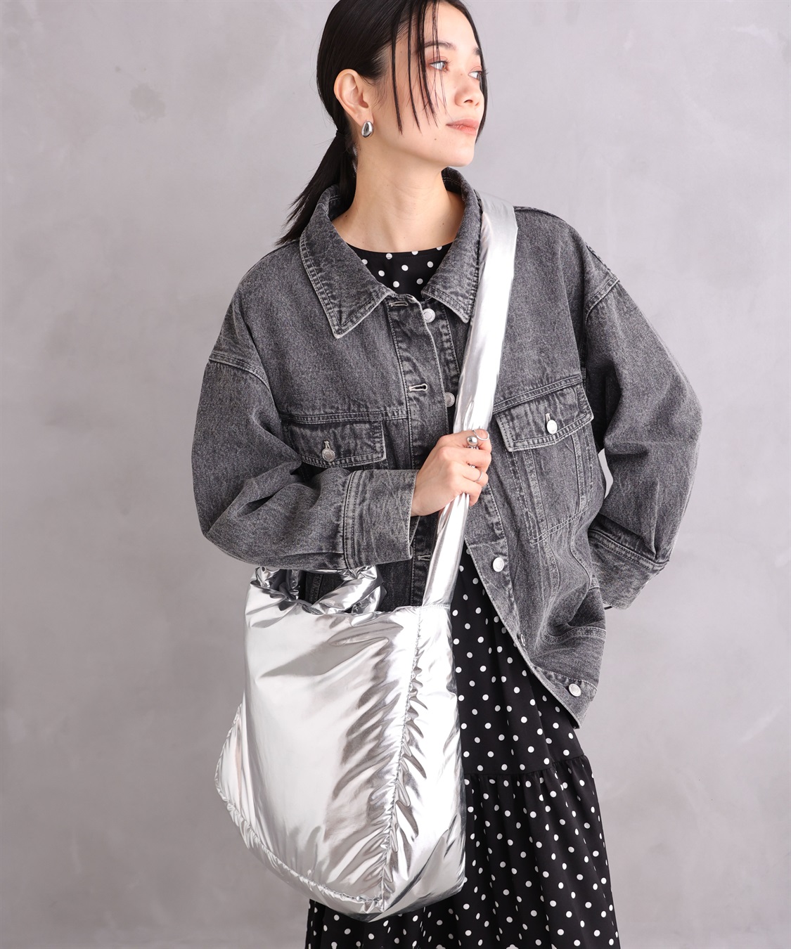 ONE‘S TRUE メタリックパフバッグ_sub_5